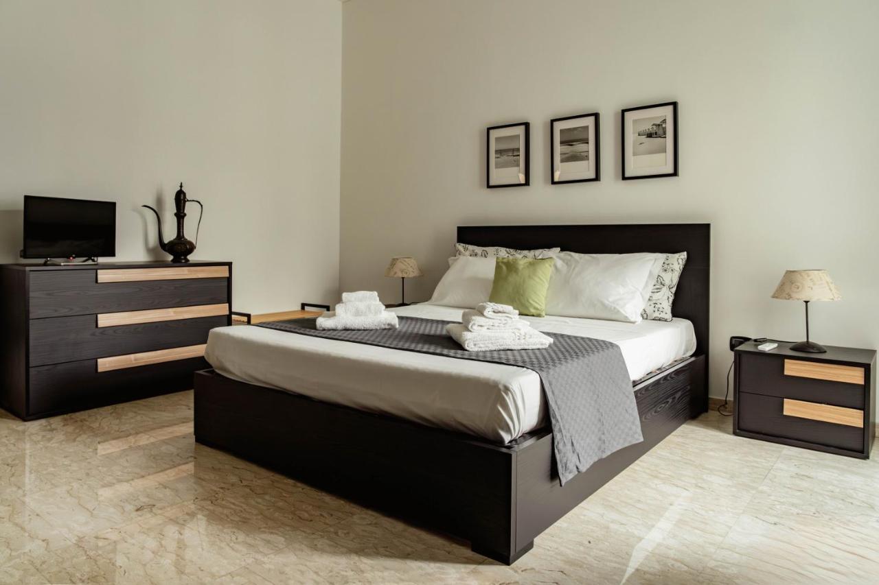 Caliph House 128 Apartment Бари Екстериор снимка