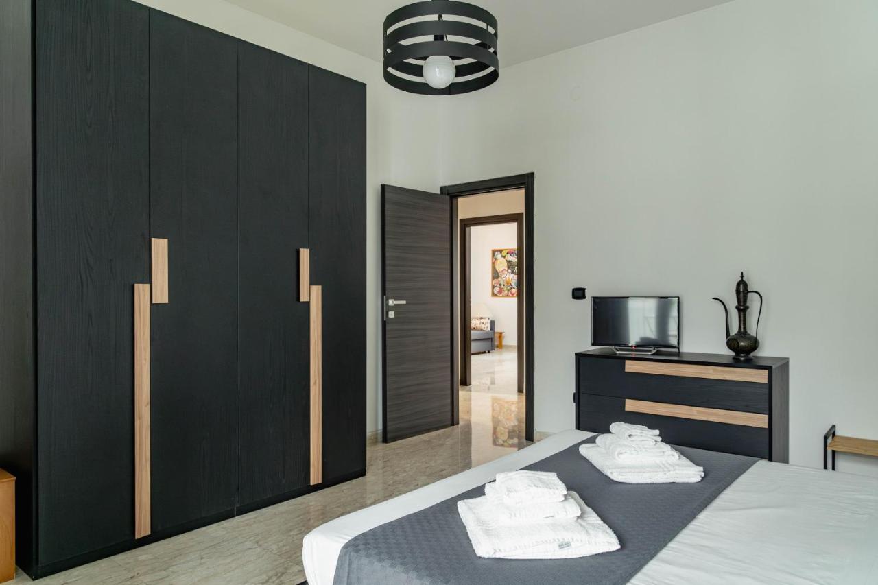 Caliph House 128 Apartment Бари Екстериор снимка